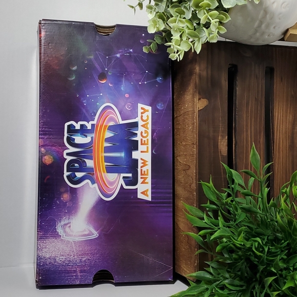 Converse x Space Jam: A New Legacy Chuck Taylor All Star Hi,  172485C - Picture 5 of 14